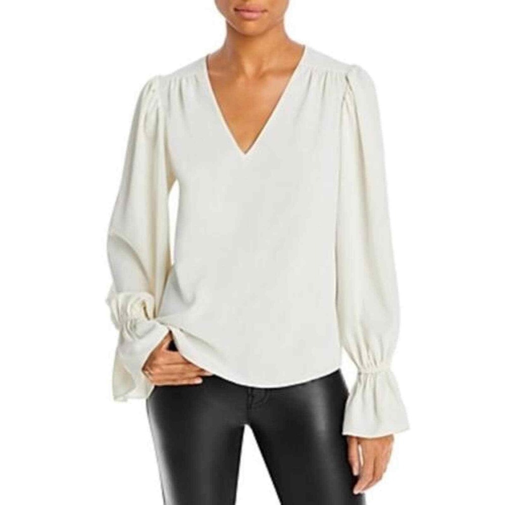AQUA Long Sleeve V-Neck Top Size Small‎ New with Tags